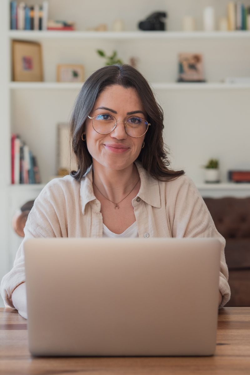 Στρατηγική για υψηλό μηνιαίο εισόδημα ως Virtual Assistant